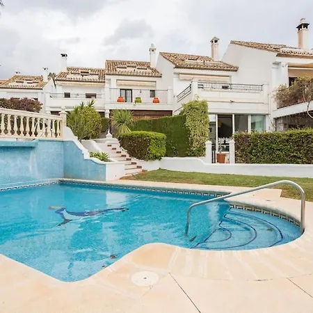 Вилла Stylish Spanish 3 Bd Townhouse On The Golden Mile